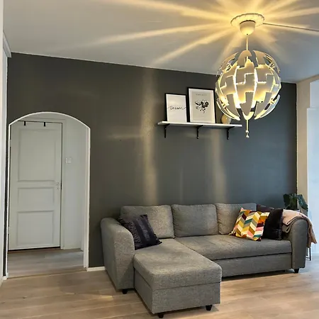 Cozy Two-Room Condo Near Bus- And Railwaystation Turku Exterior foto