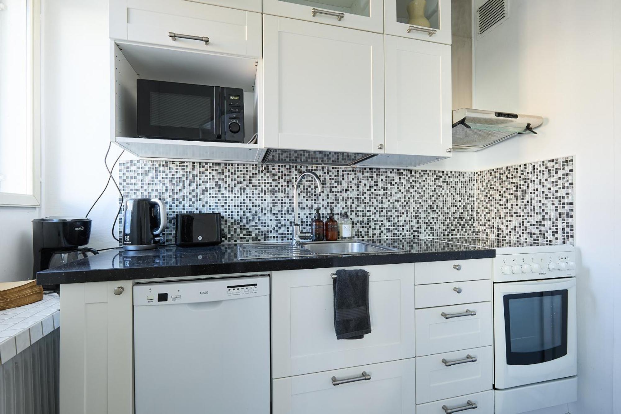 Апартаменты Cozy Two-room Near Bus- And Railwaystation Турку